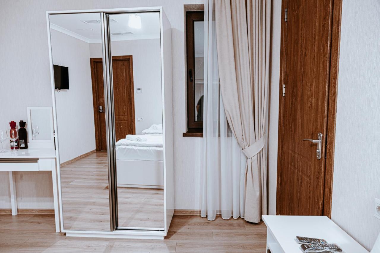 Sama Grand Hotel Tbilisi Exterior foto