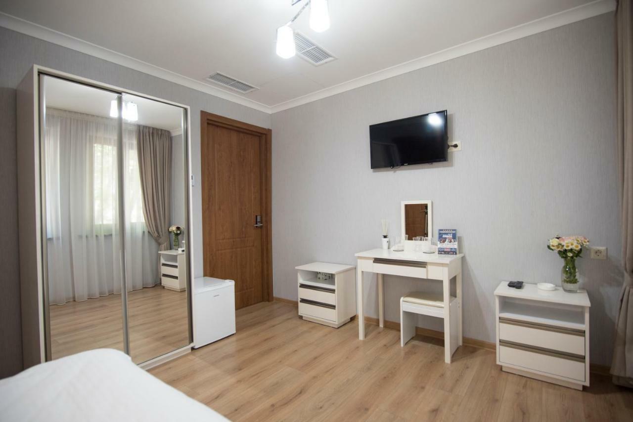 Sama Grand Hotel Tbilisi Exterior foto
